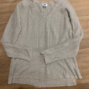 V neck grey light sweater